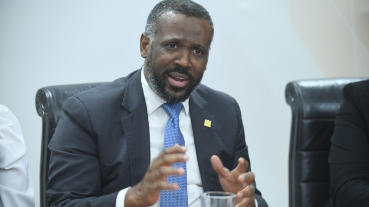 Wilson Camacho dice interrogan personas desde julio por caso de corrupción en Senasa