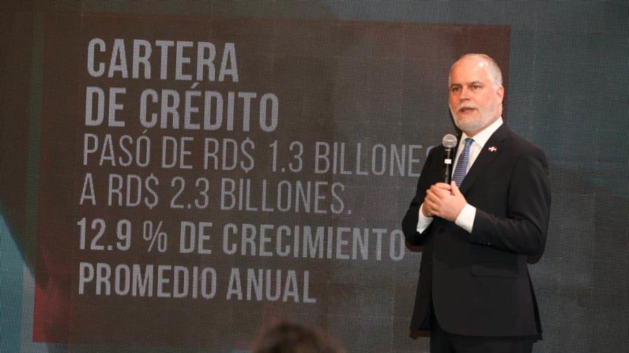 Superintendente de Bancos recomienda el uso responsable de las tarjetas de crédito